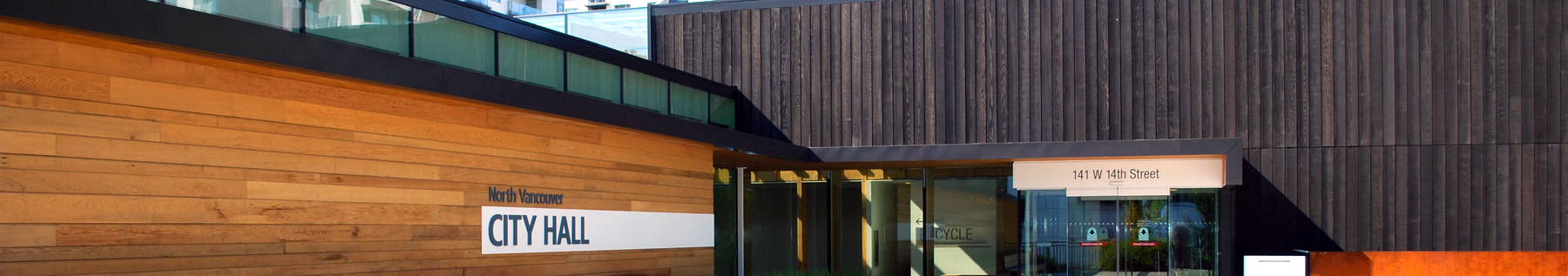 exterior of City Hall at 14th Street entrance