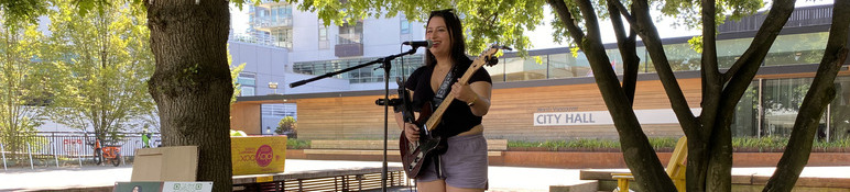 Lunchtime Live at Civic Plaza
