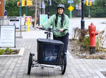 woman with ecargo bike
